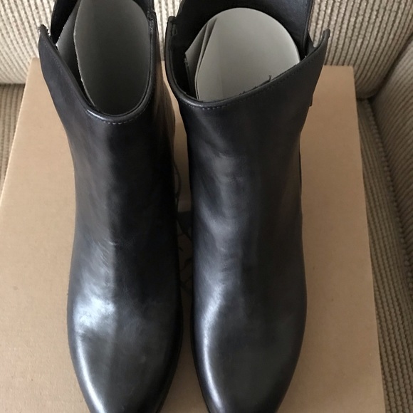 FREEBIRD LUCY STUDDED GREY BOOTIE - Picture 6 of 14